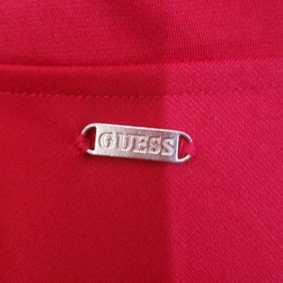 New GUESS RED AND BLACK V NECK DRESS SZ S - Picture 5 of 6